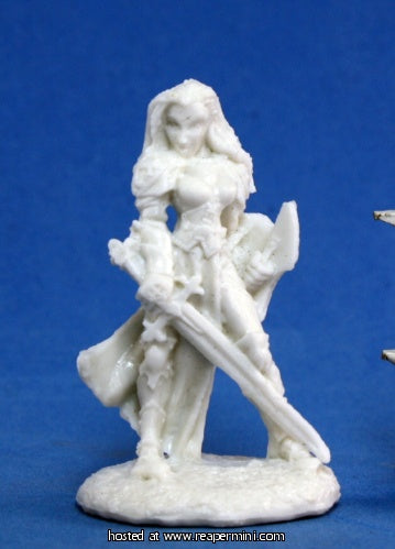 Dark Heaven: Bones Finari Female Paladin